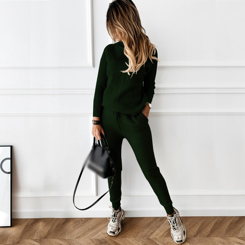 Kntted Turtleneck Sweater